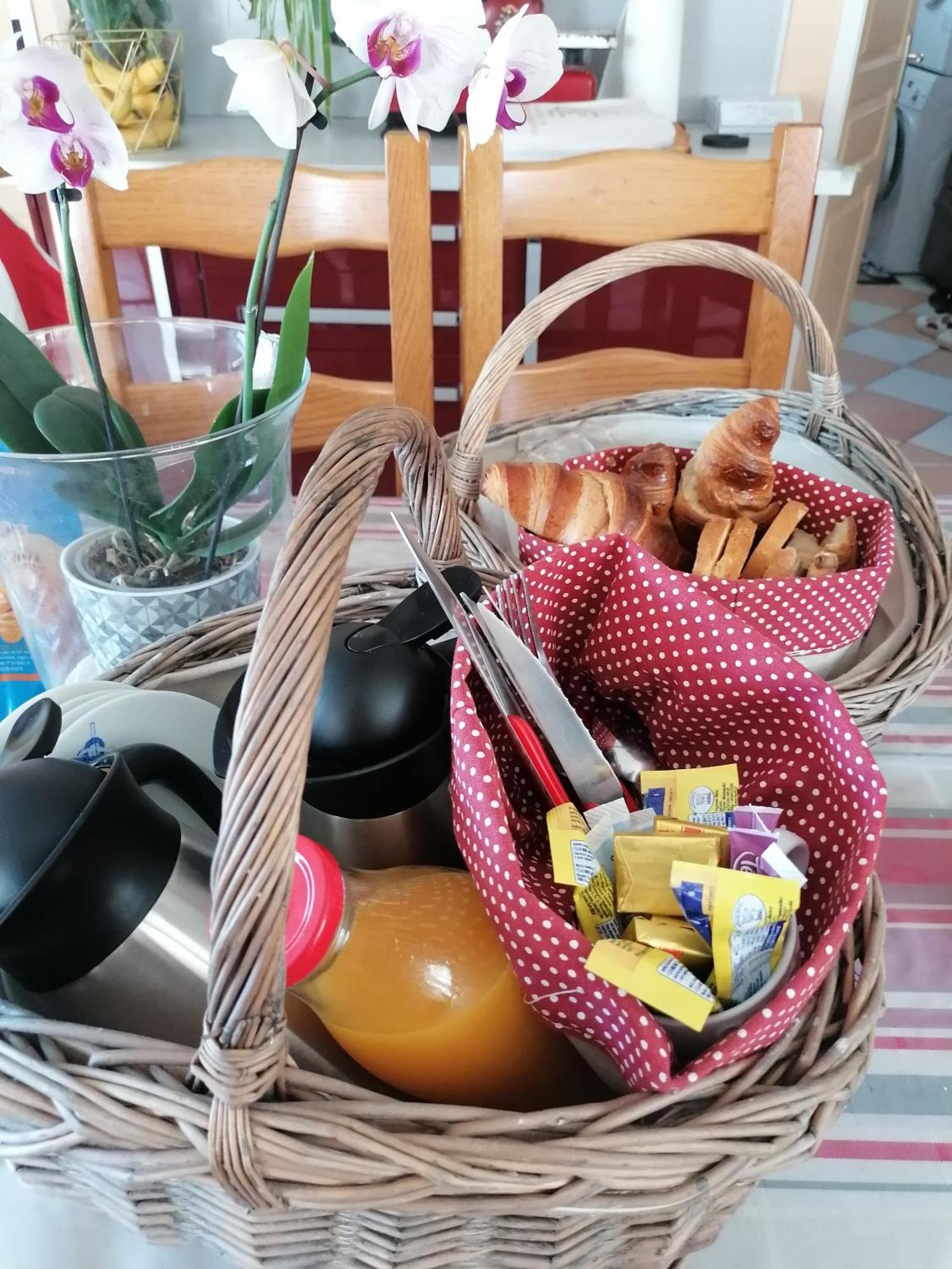 Le Petit Radieux Gémozac Szoba fotó